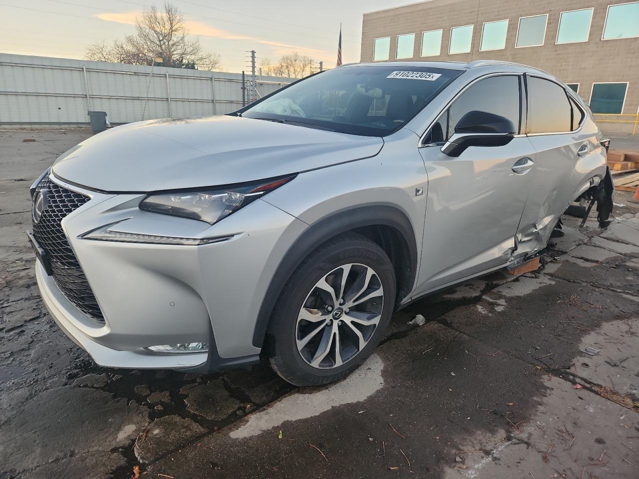 LEXUS NX 200T BASE