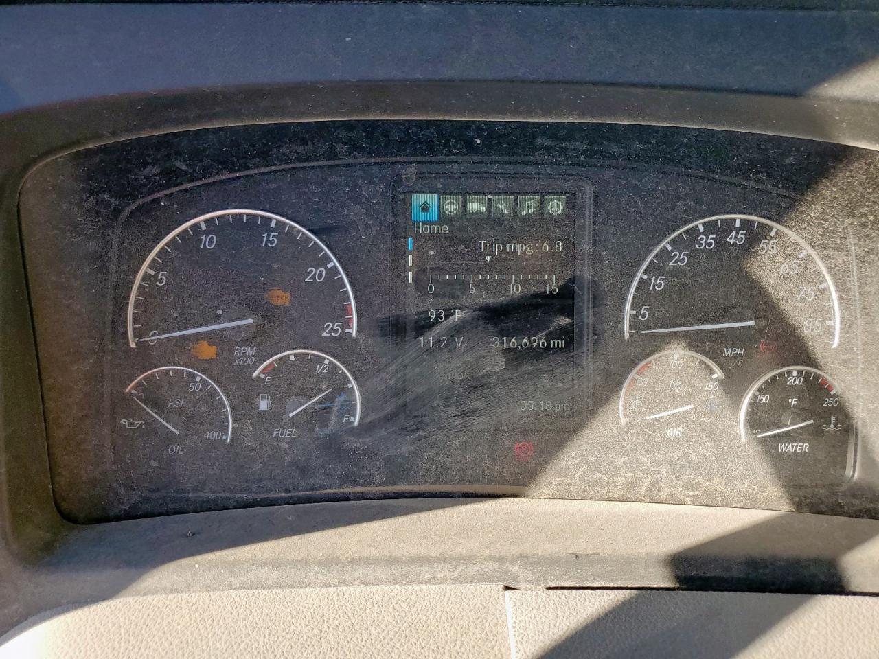 Lot #3291319132 2021 FREIGHTLINER CASCADIA 1