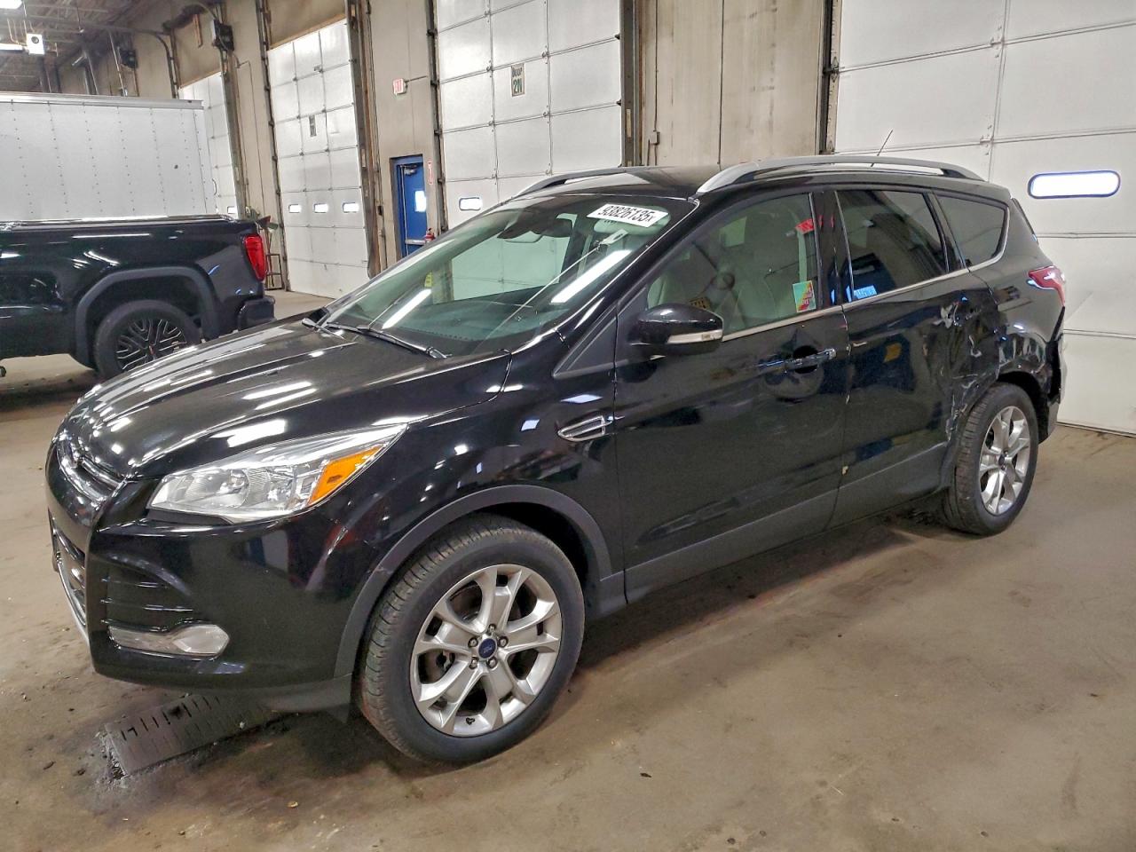 FORD ESCAPE TITANIUM