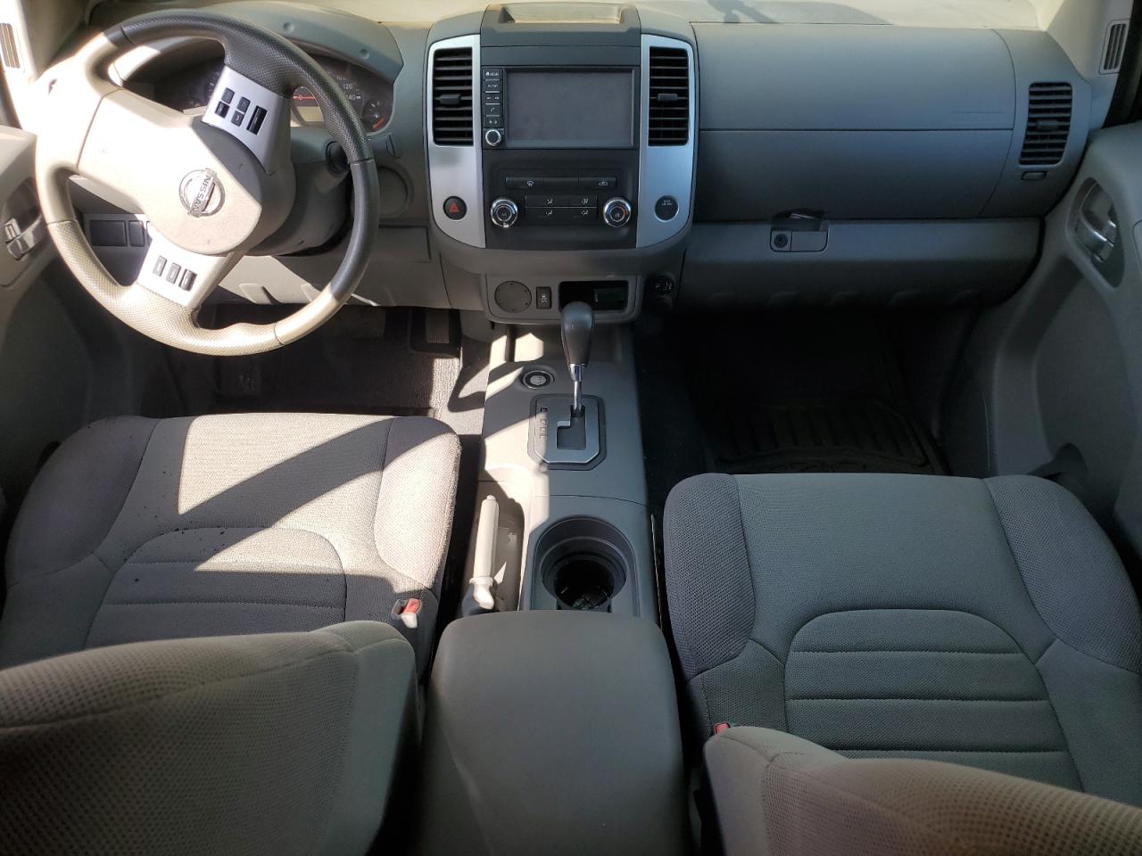 NISSAN FRONTIER S