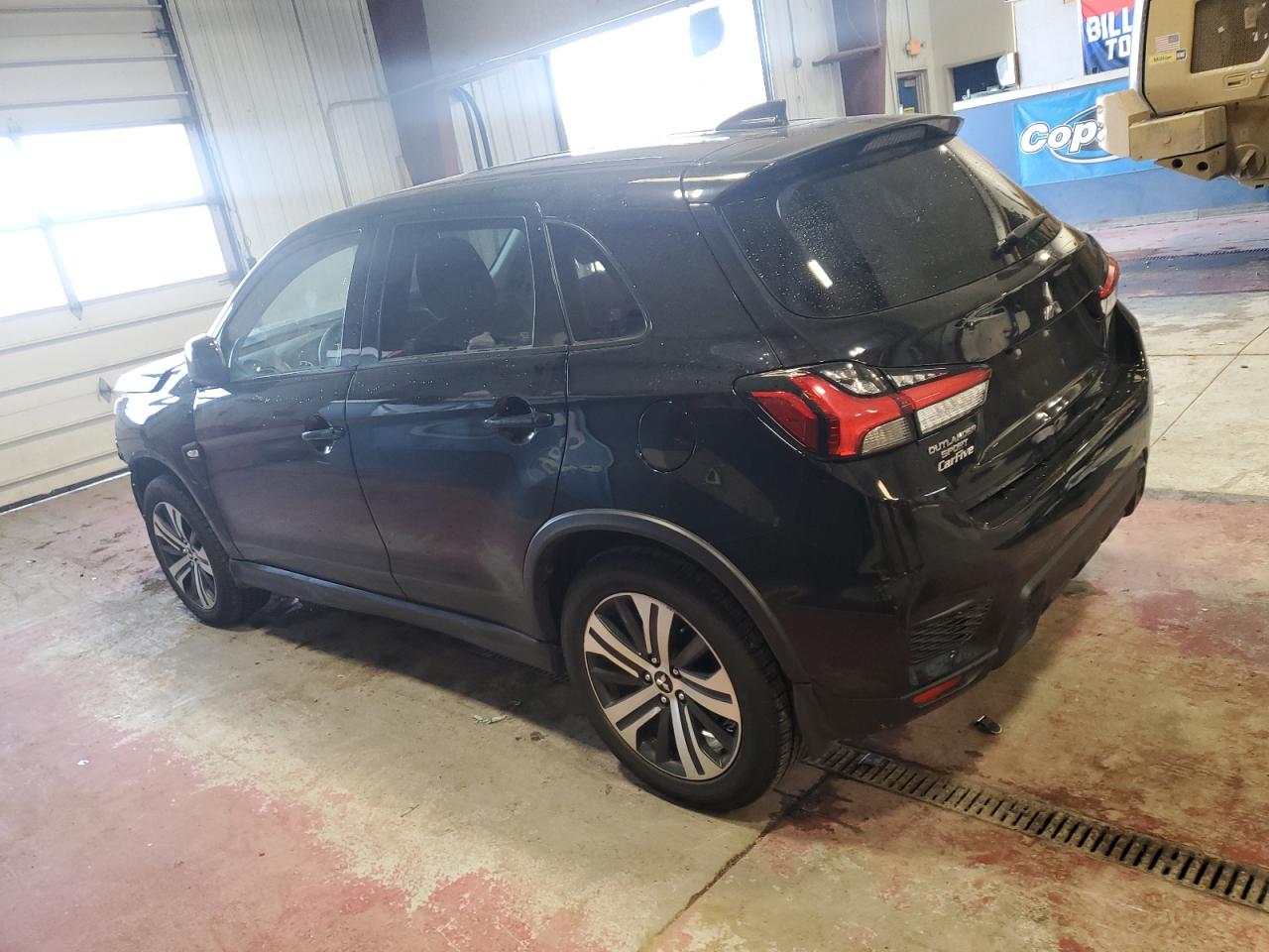 MITSUBISHI OUTLANDER ES