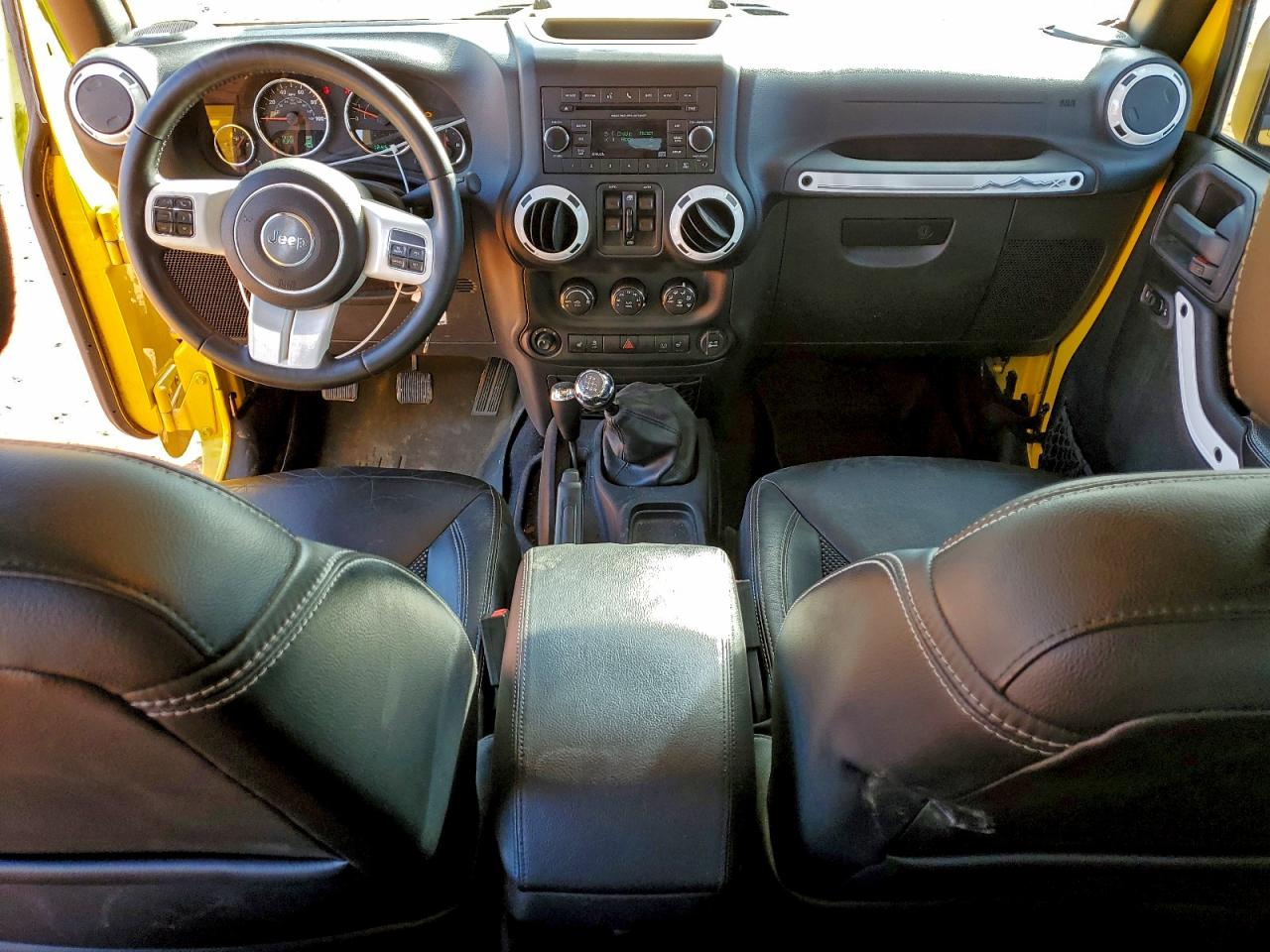 JEEP WRANGLER SAHARA