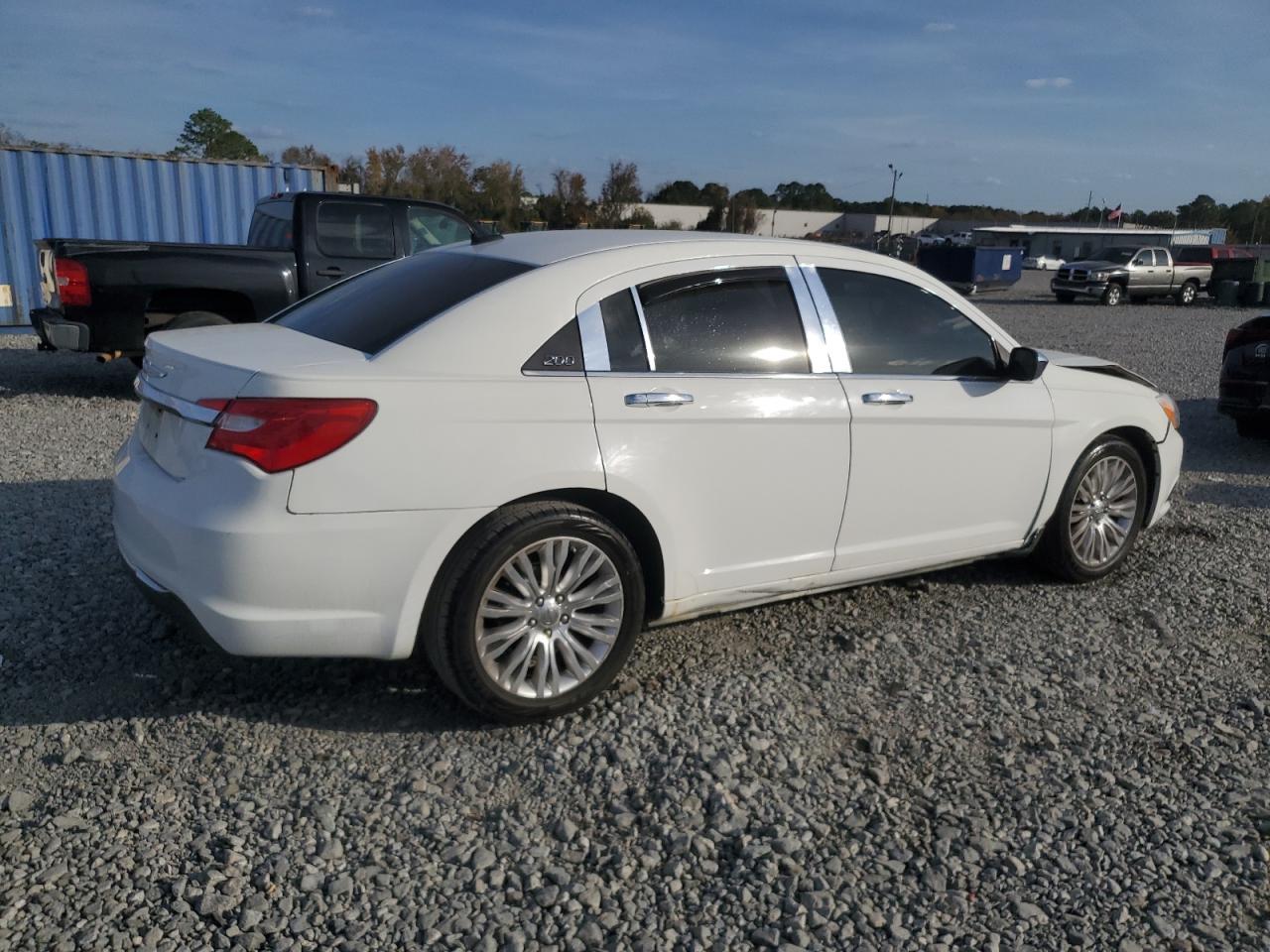 CHRYSLER 200 LIMITED