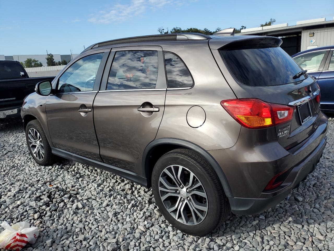 MITSUBISHI OUTLANDER SEL