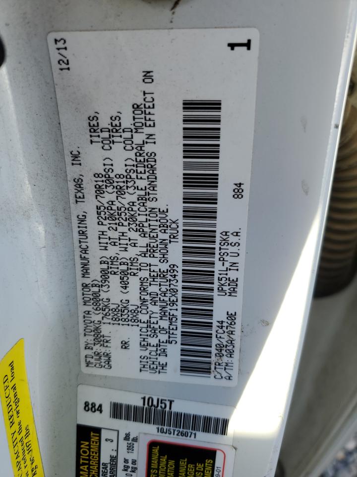 TOYOTA TUNDRA CREWMAX SR5