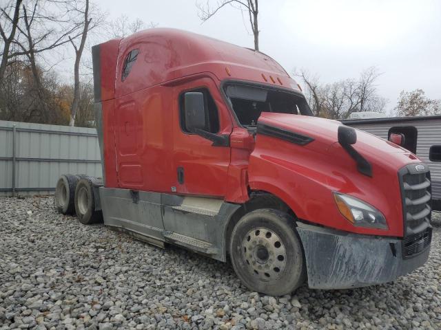 Global Auto Auctions: 2020 FREIGHTLINER CASCADIA 1