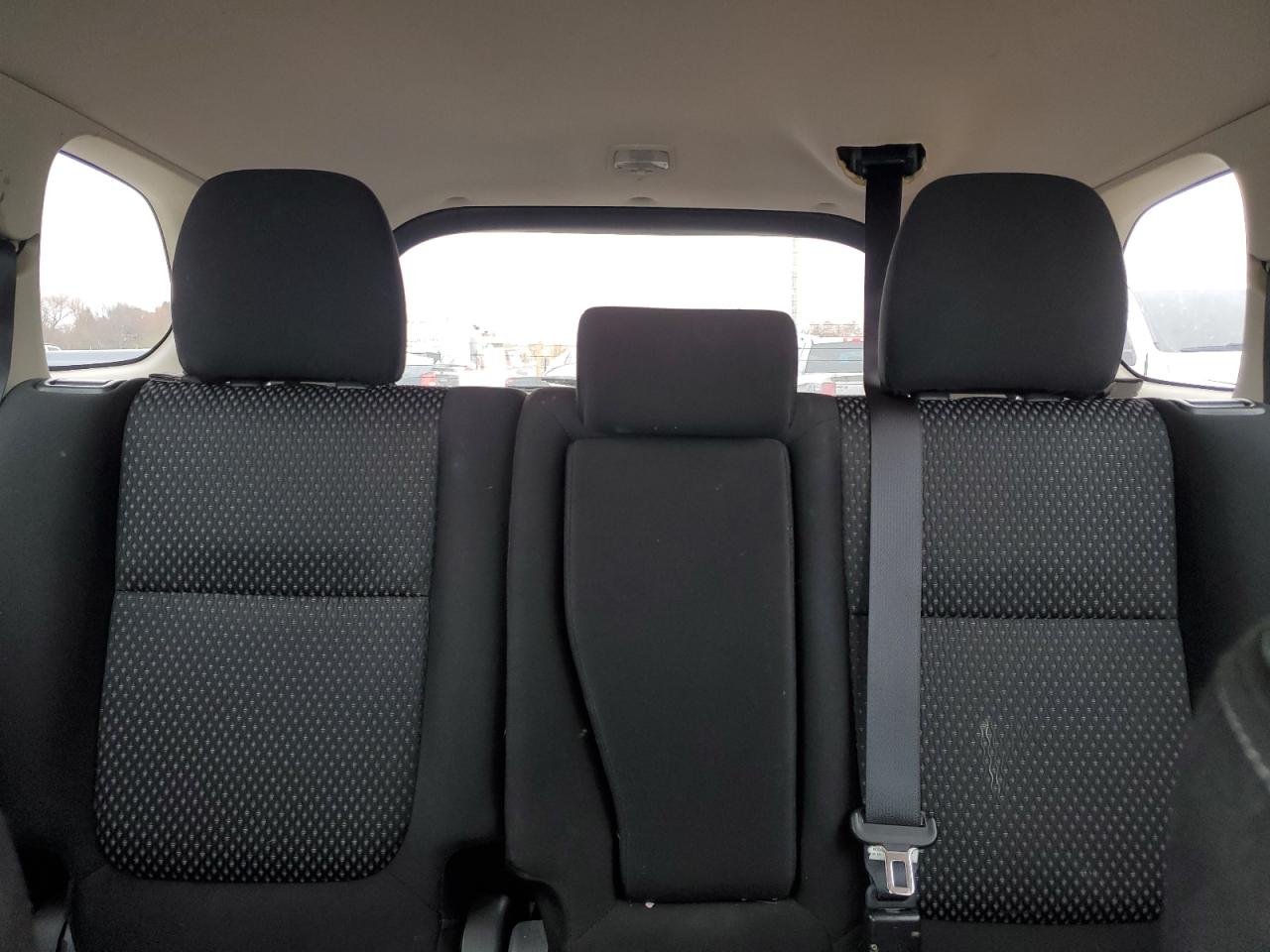 MITSUBISHI OUTLANDER SE