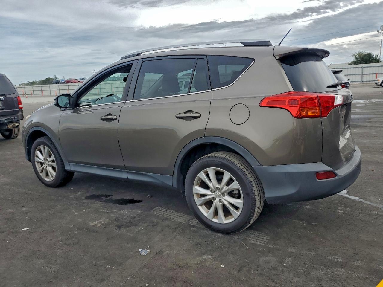 TOYOTA RAV4 LIMITED