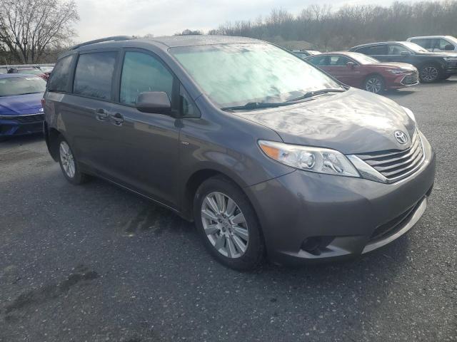 2017 TOYOTA SIENNA LE #3303924704