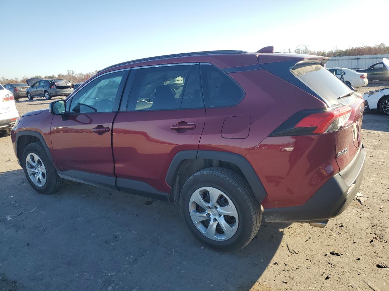 TOYOTA RAV4 LE