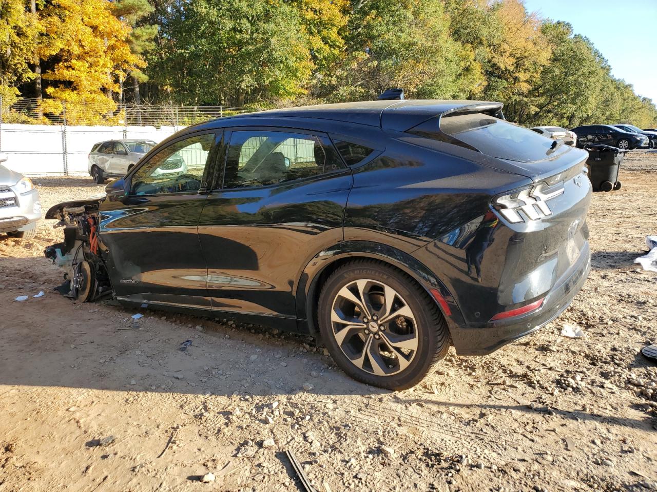 FORD MUSTANG PREMIUM