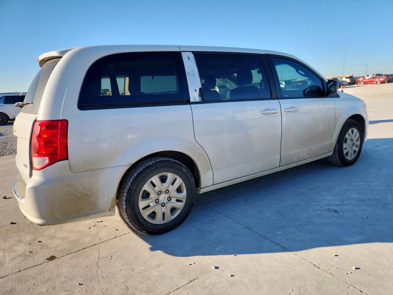 Lot #3305681765 2018 DODGE GRAND CARA