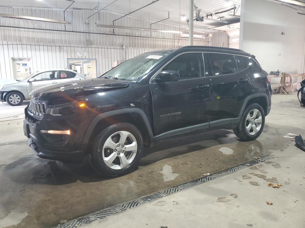 Lot #3301961454 2018 JEEP COMPASS LA