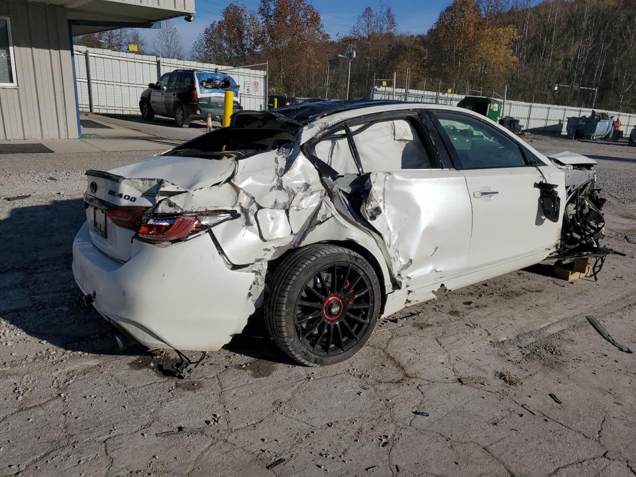 INFINITI Q50 RED SPORT 400