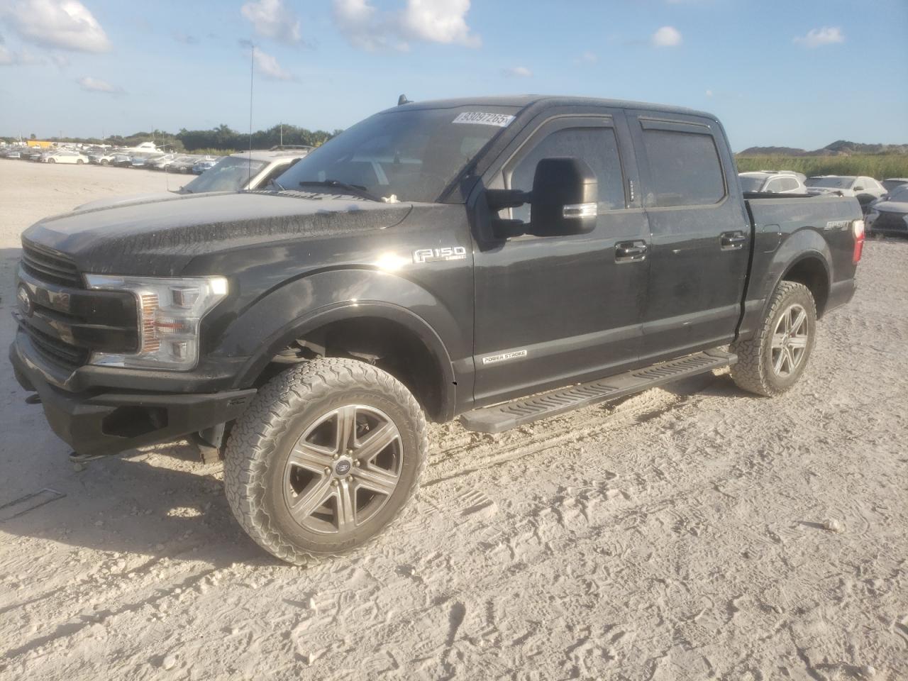 FORD F-150 SUPERCREW