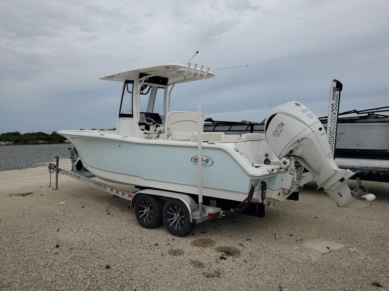 Lot #3281516704 2024 SEA HUNT ULTRA 239 SE