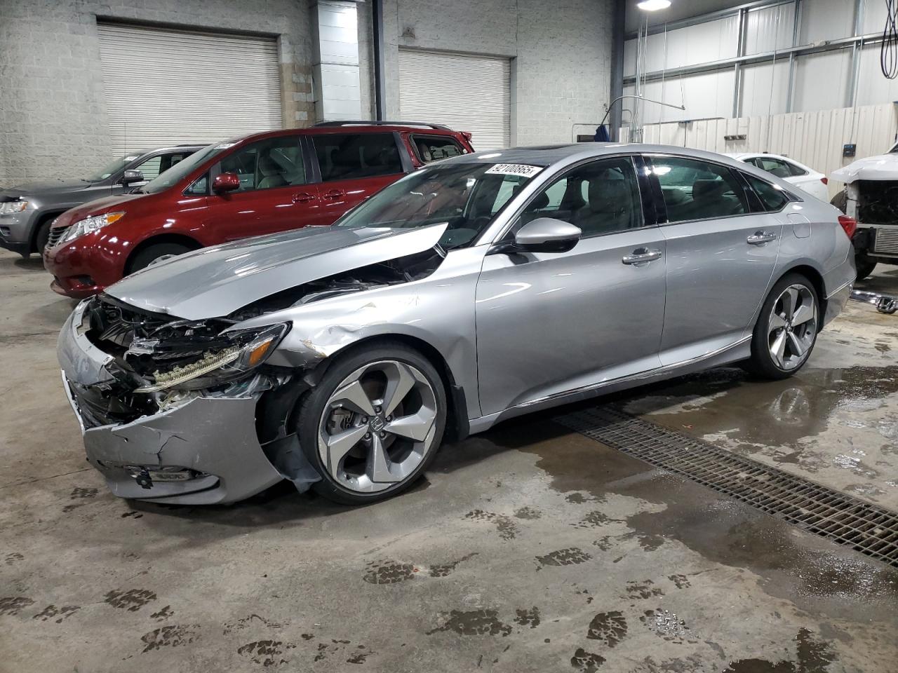 Lot #3286391732 2019 HONDA ACCORD TOU