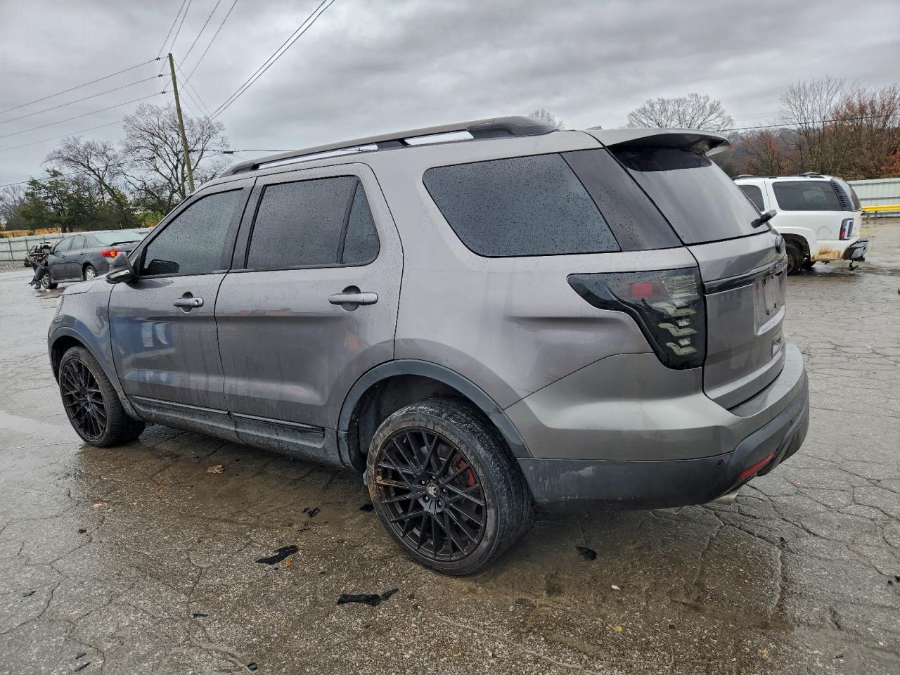 FORD EXPLORER XLT