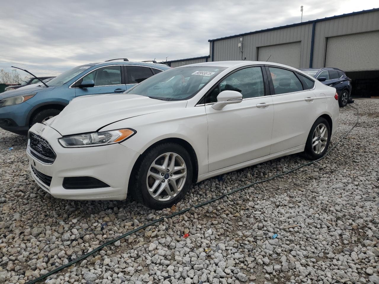 FORD FUSION SE