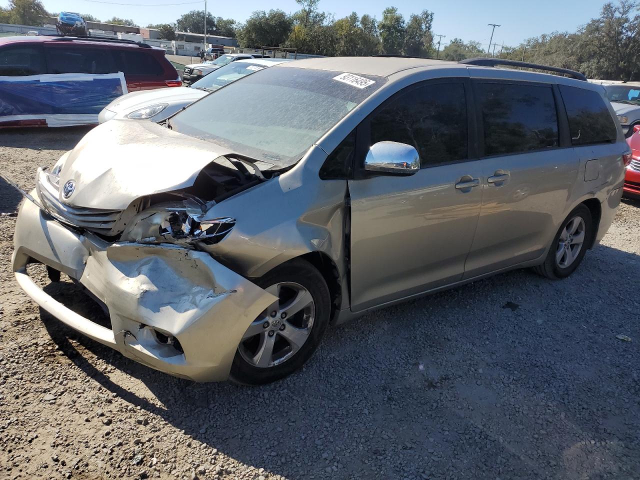 Lot #3290042279 2015 TOYOTA SIENNA LE