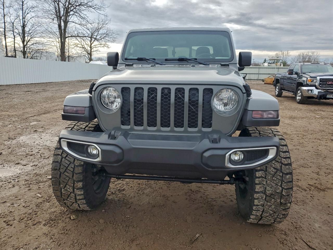 JEEP GLADIATOR SPORT