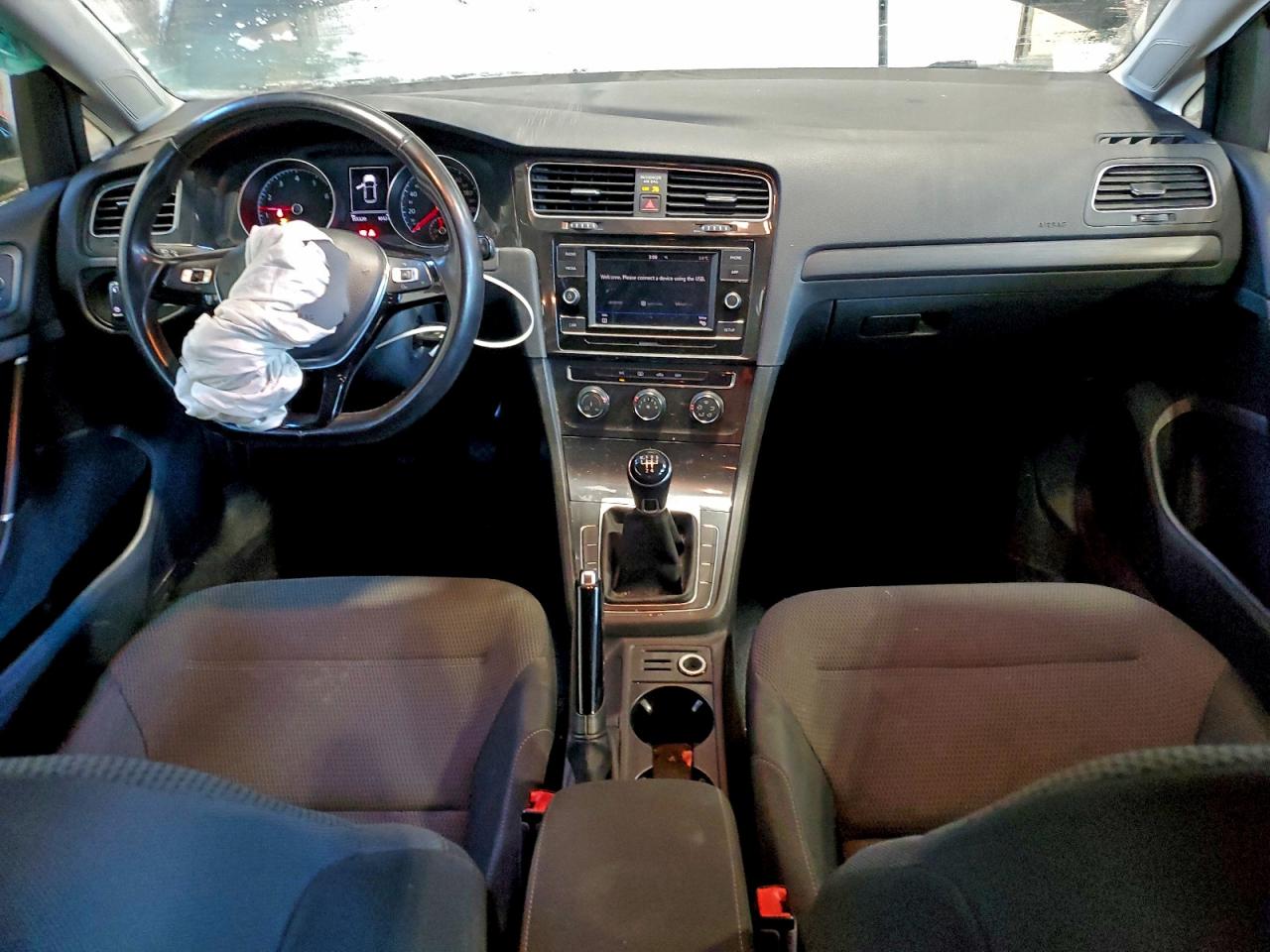 VOLKSWAGEN GOLF TRENDLINE