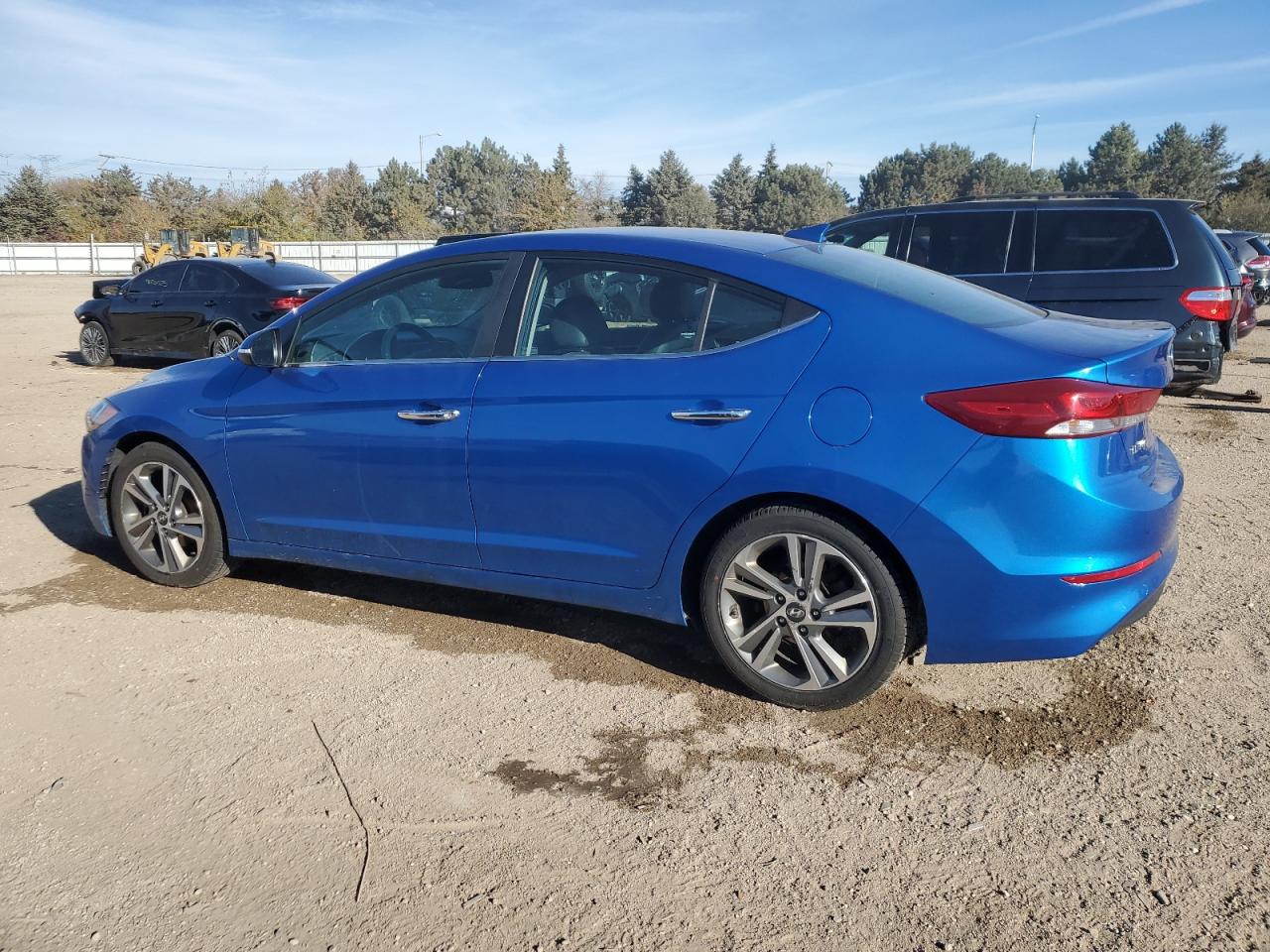 HYUNDAI ELANTRA SE