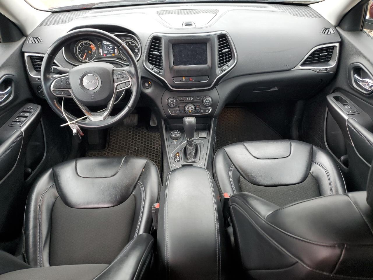 JEEP GRAND CHEROKEE LATITUDE PLUS