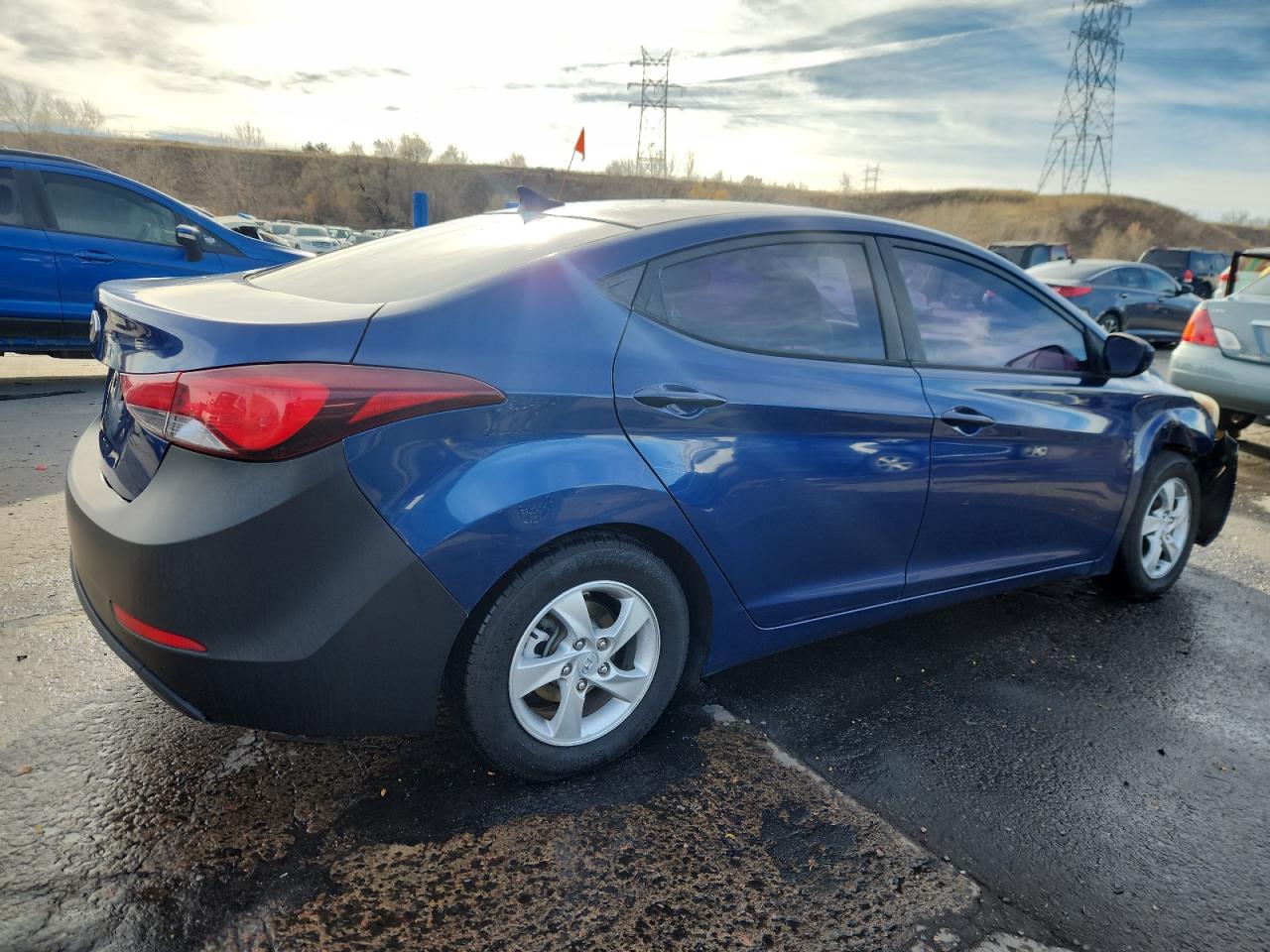 HYUNDAI ELANTRA SE