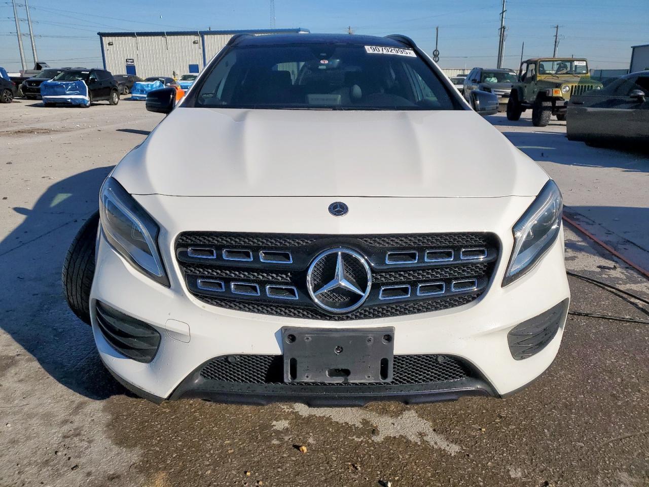 MERCEDES-BENZ GLA-CLASS 250