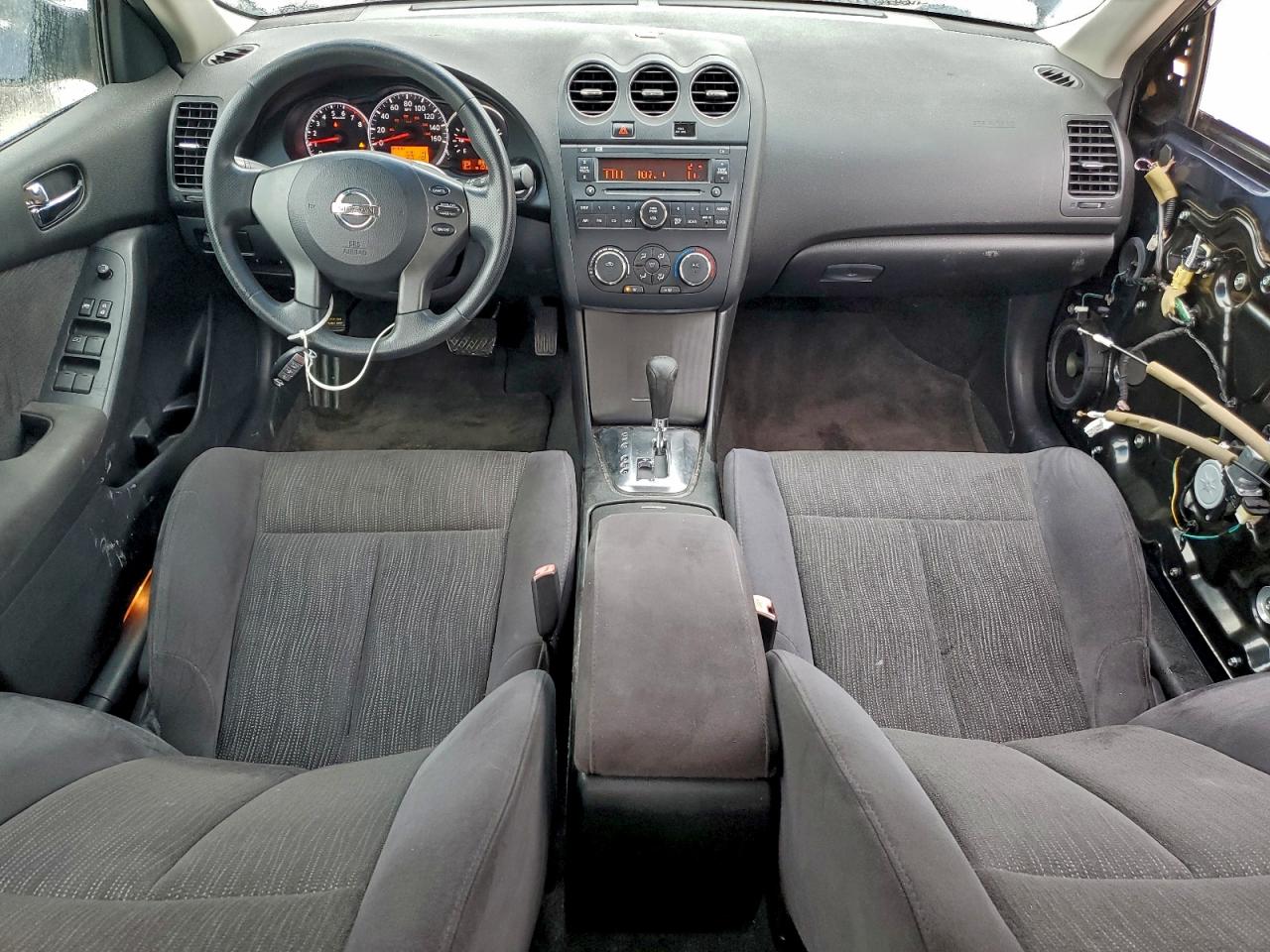 NISSAN ALTIMA BASE