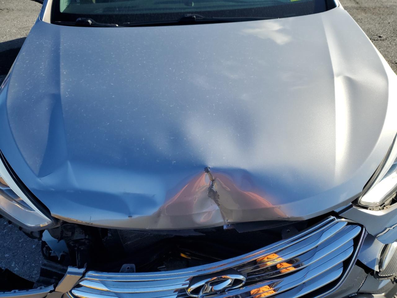 Lot #3301933437 2015 HYUNDAI SANTA FE G