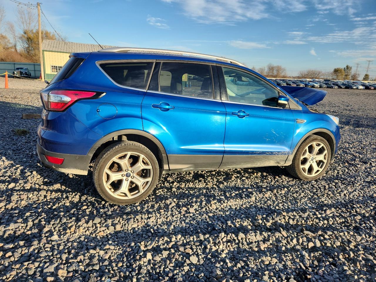 FORD ESCAPE TITANIUM