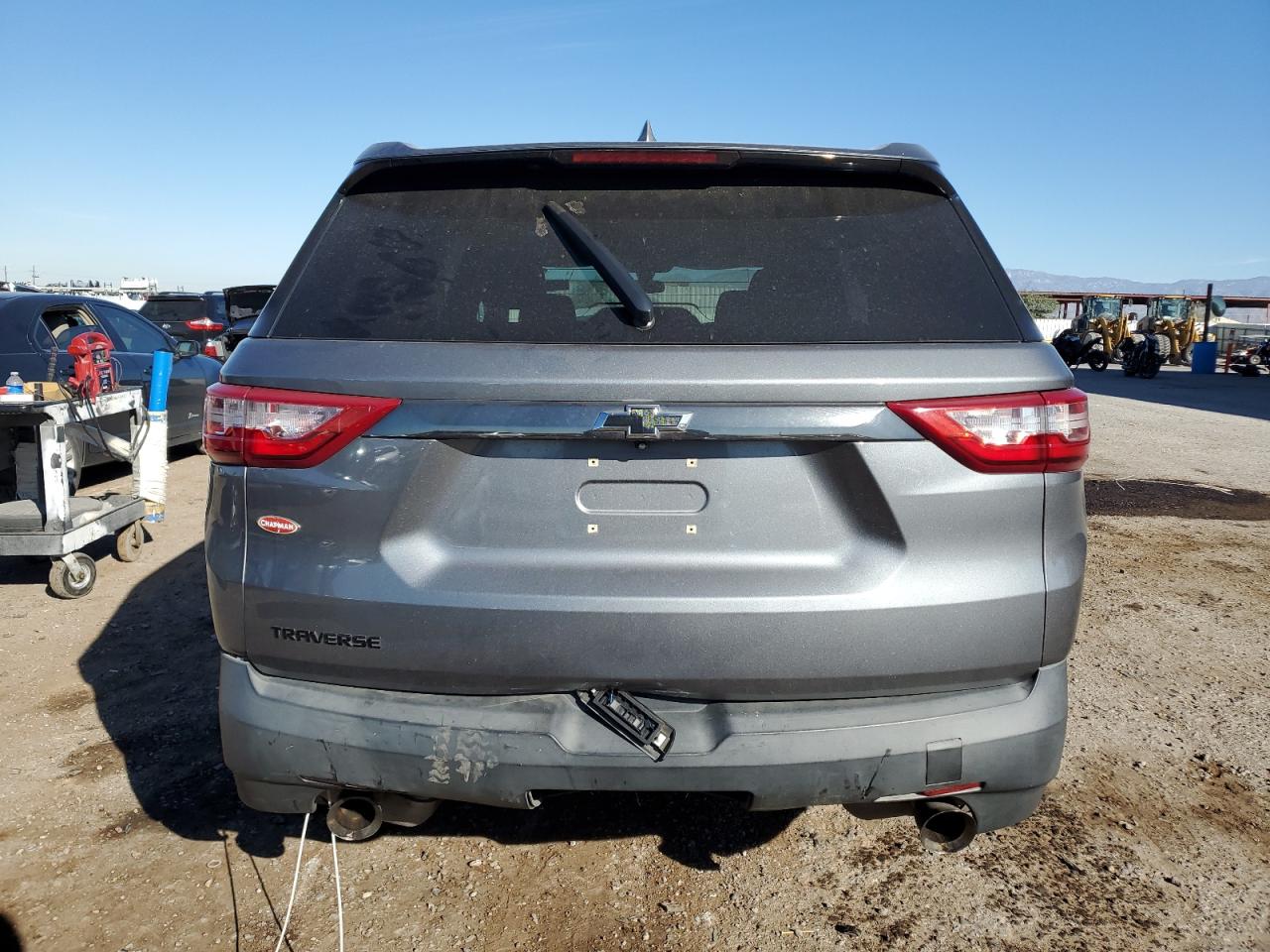 CHEVROLET TRAVERSE LS