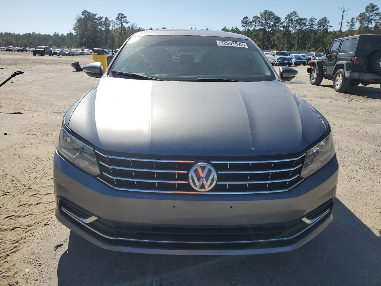 VOLKSWAGEN PASSAT SE