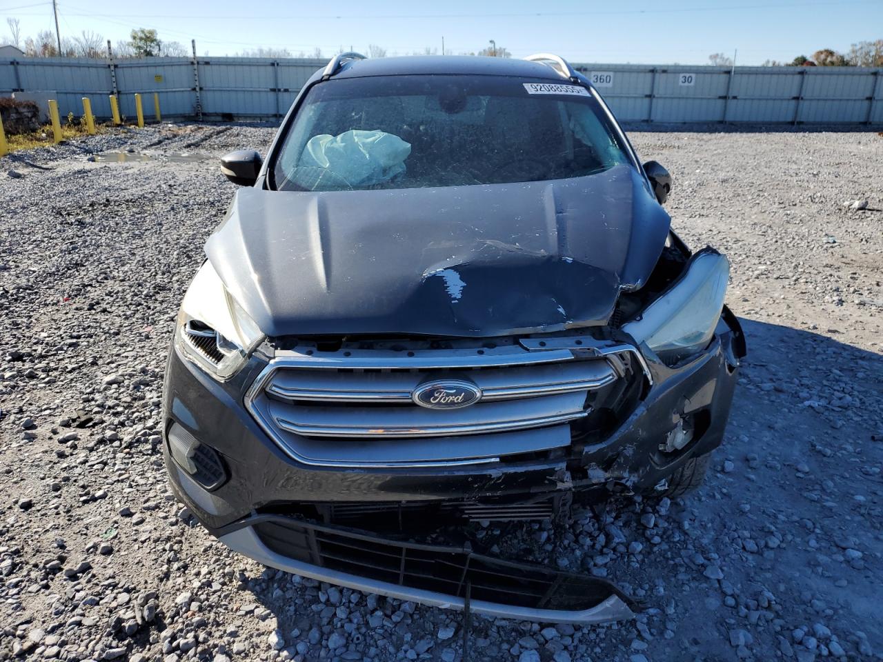 FORD ESCAPE TITANIUM