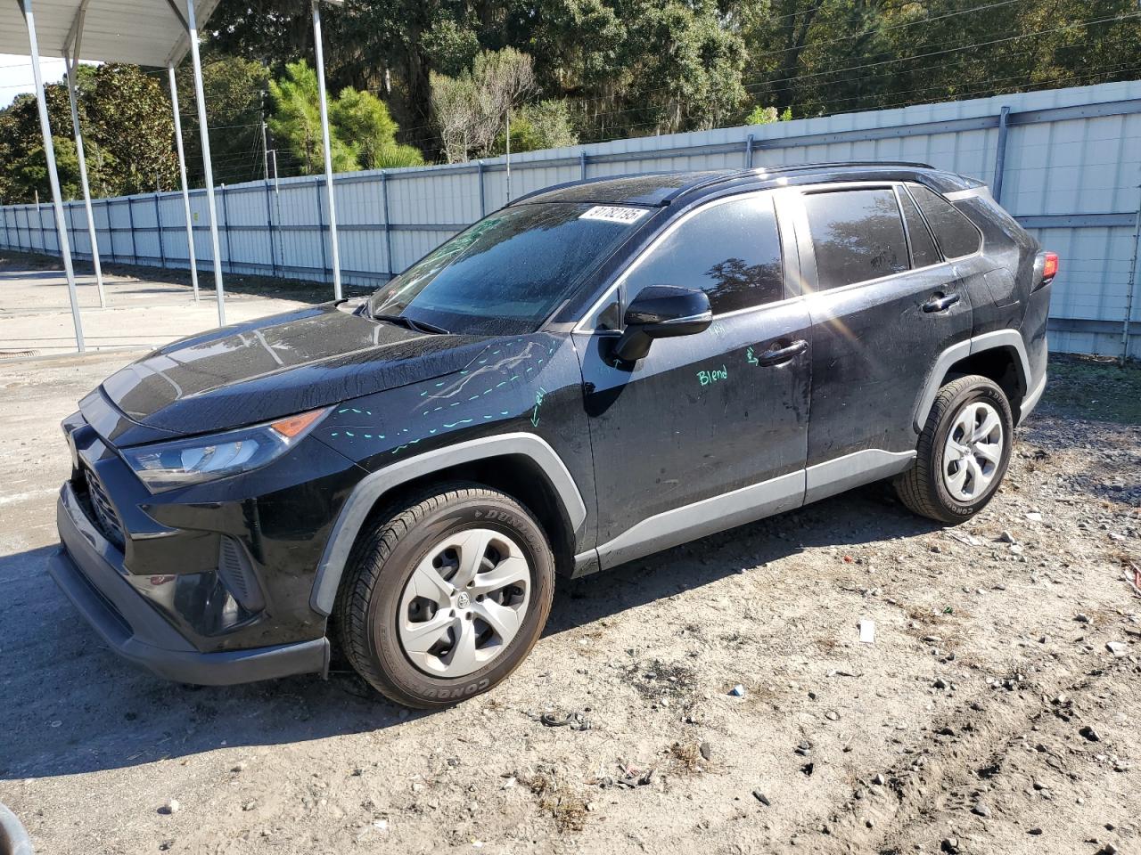 TOYOTA RAV4 LE