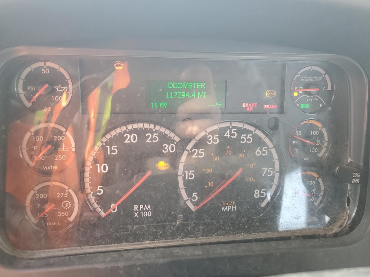 Lot #3311623275 2023 FREIGHTLINER M2