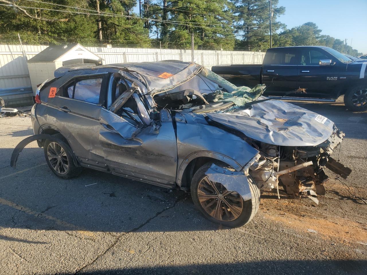 MITSUBISHI ECLIPSE SE