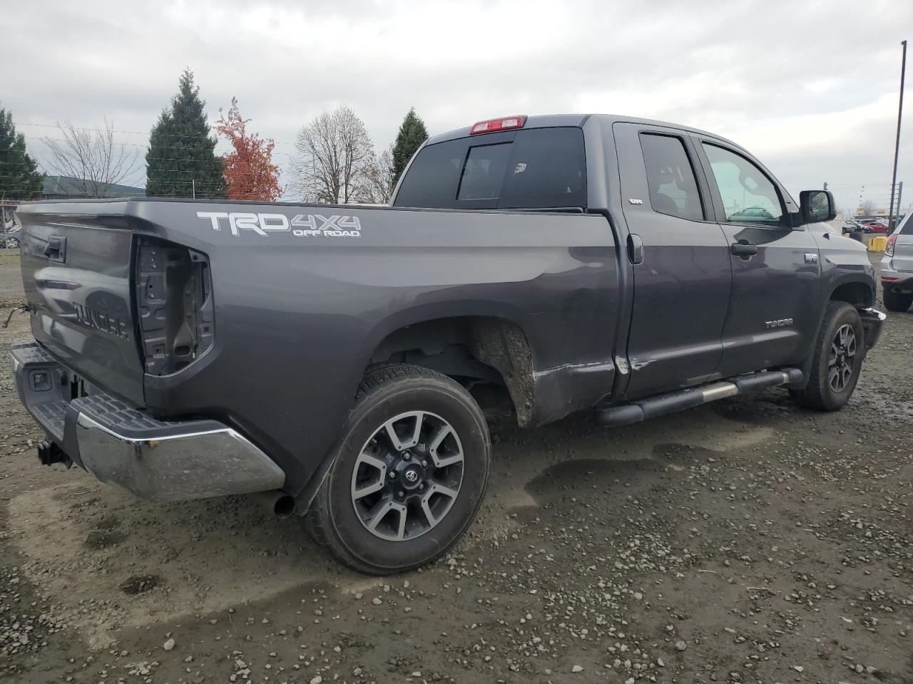 TOYOTA TUNDRA DOUBLE CAB SR