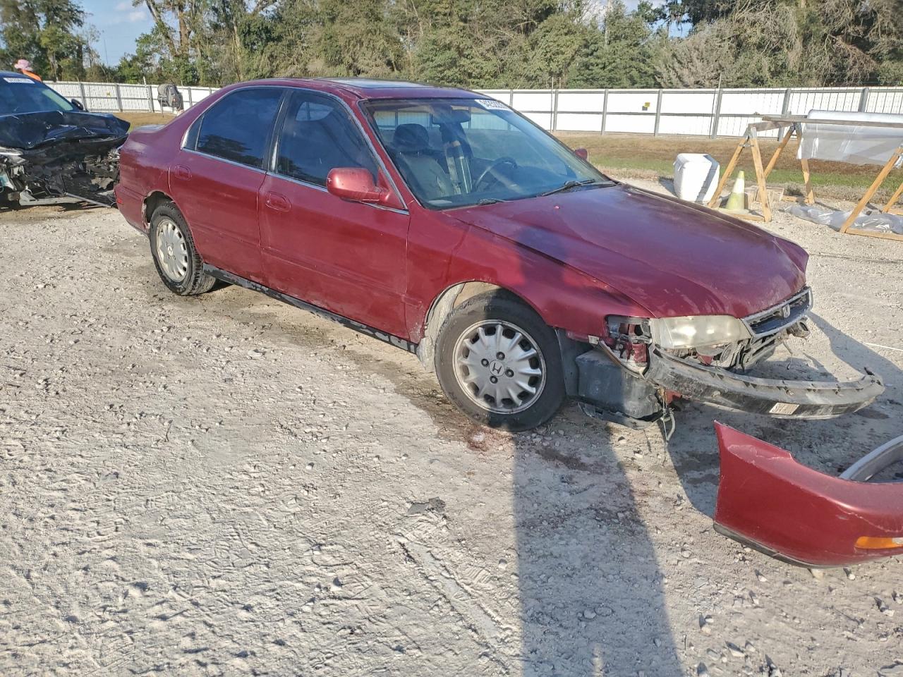Lot #3301805387 1997 HONDA ACCORD EX