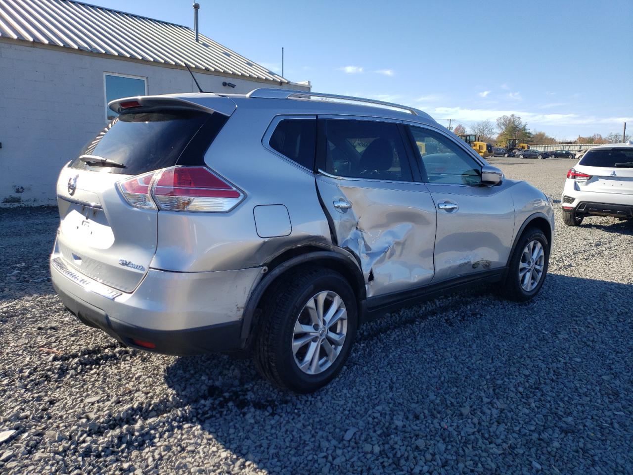 Lot #3310372976 2016 NISSAN ROGUE S