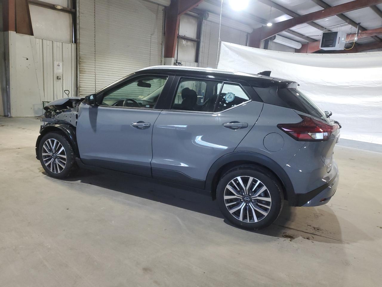 NISSAN KICKS SV