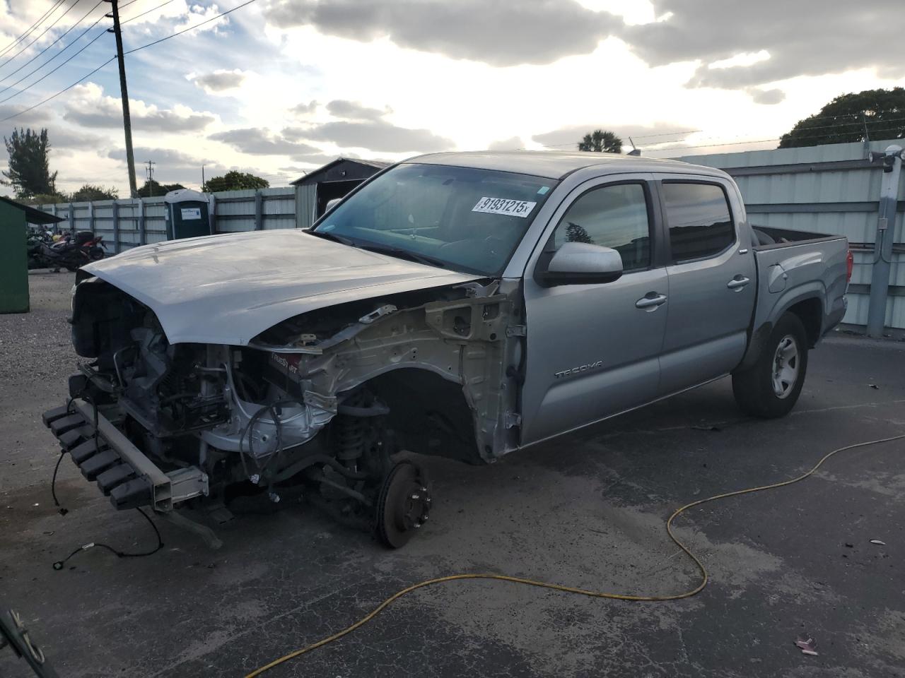 TOYOTA TACOMA DOUBLE CAB