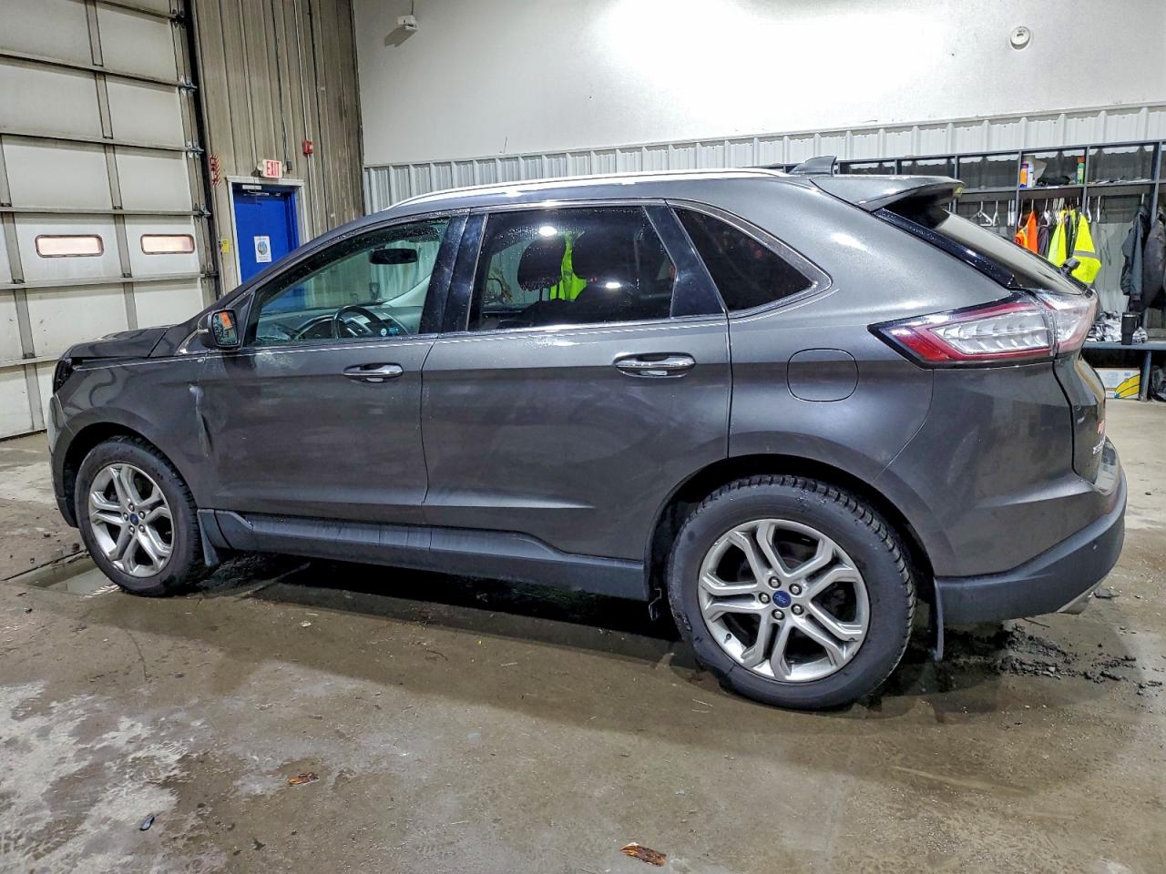 FORD EDGE TITANIUM