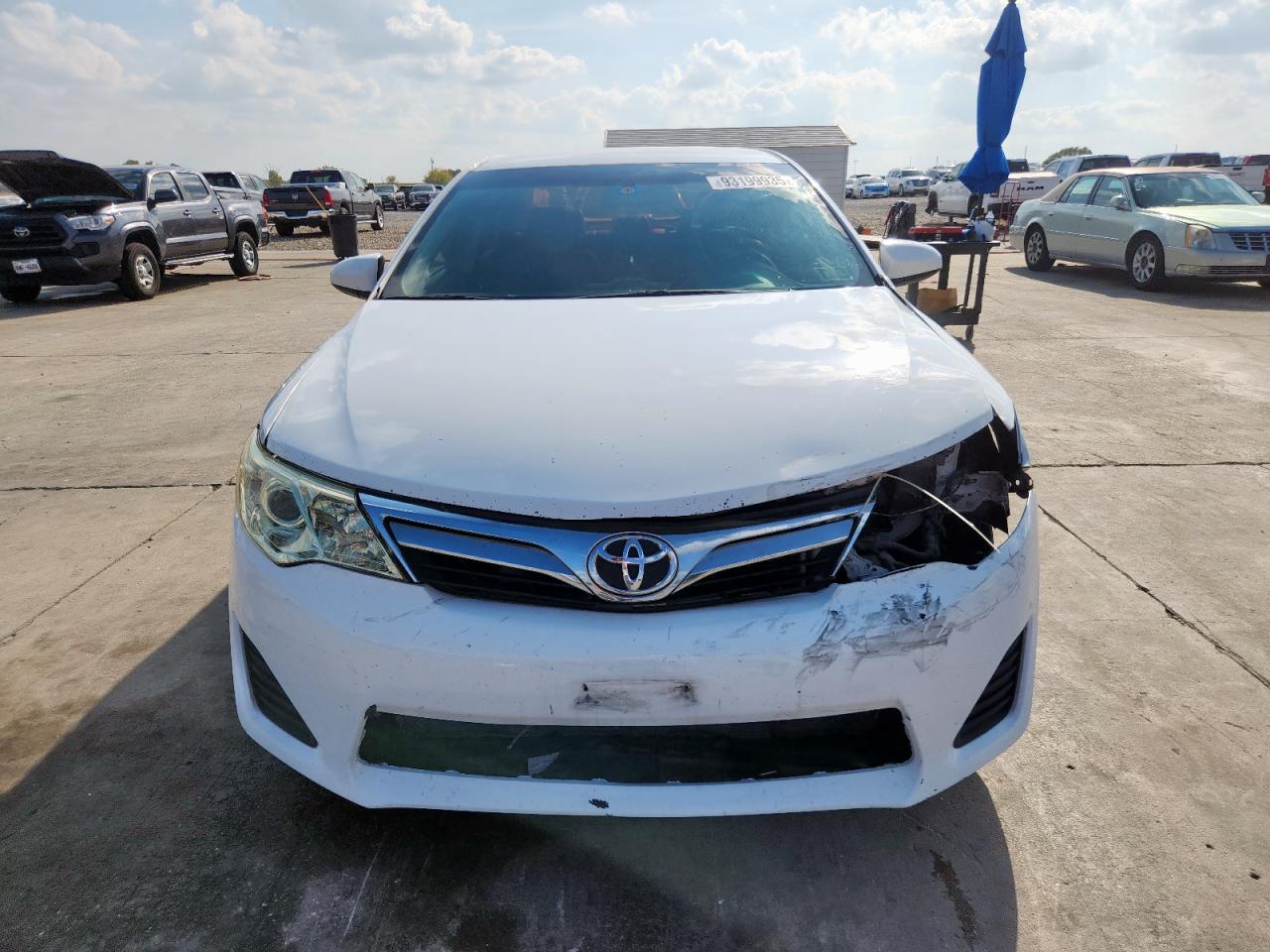 TOYOTA CAMRY L