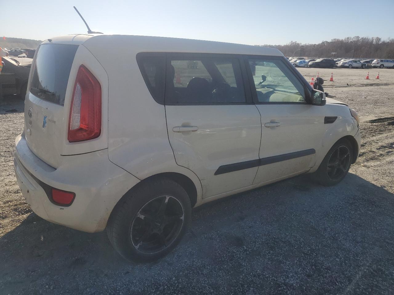 KIA SOUL +