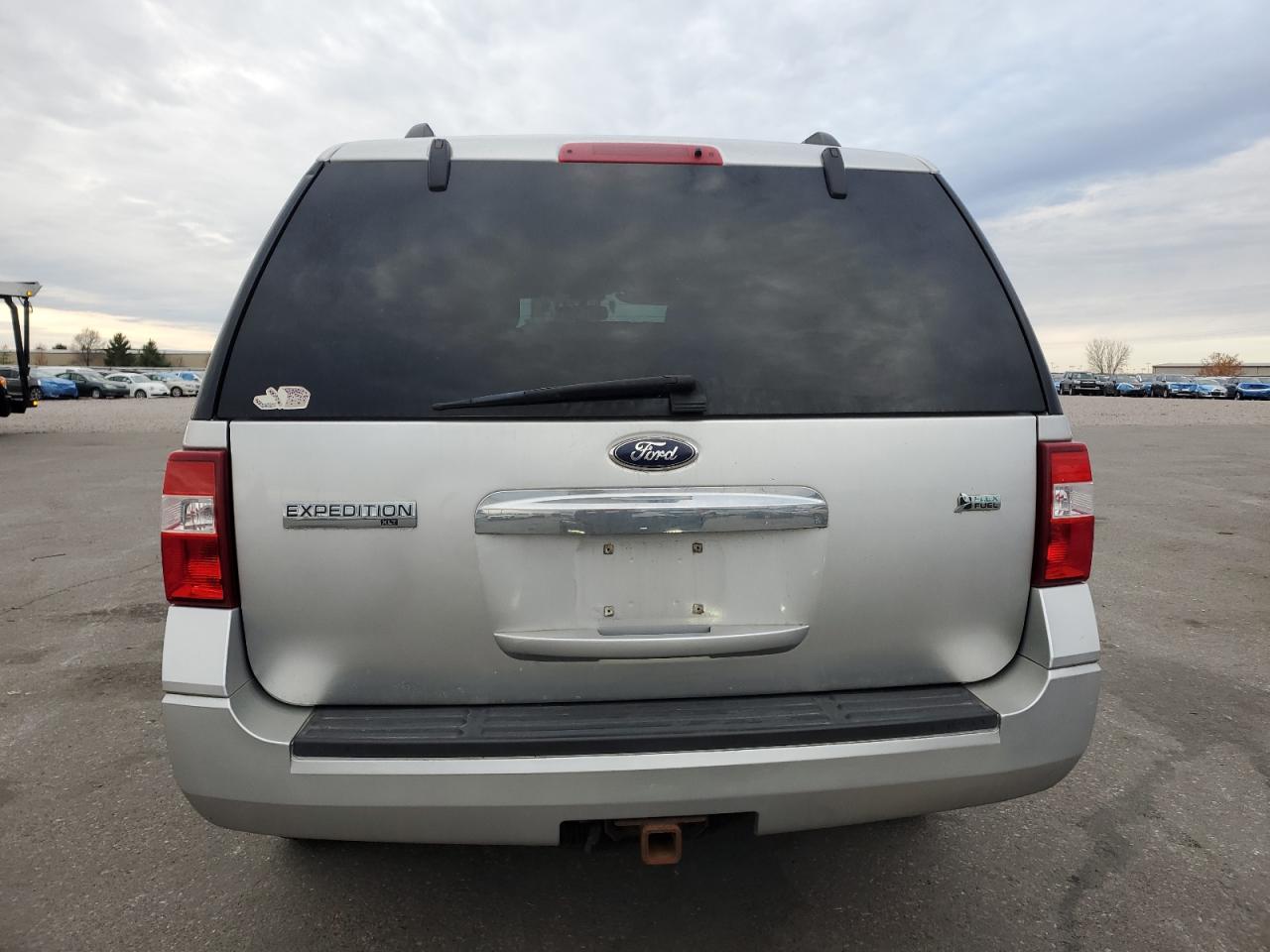 FORD EXPEDITION XLT