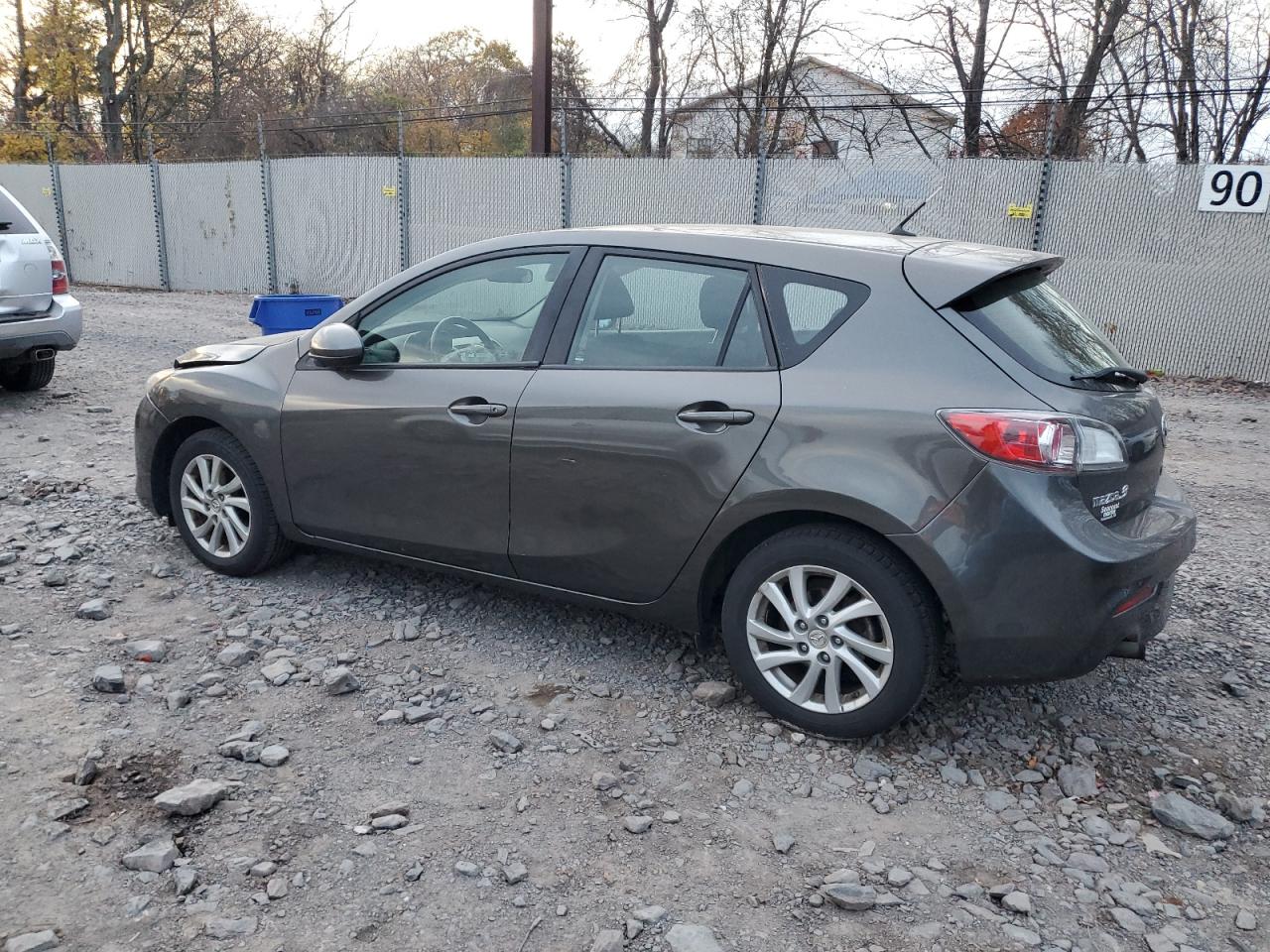 MAZDA 3 I