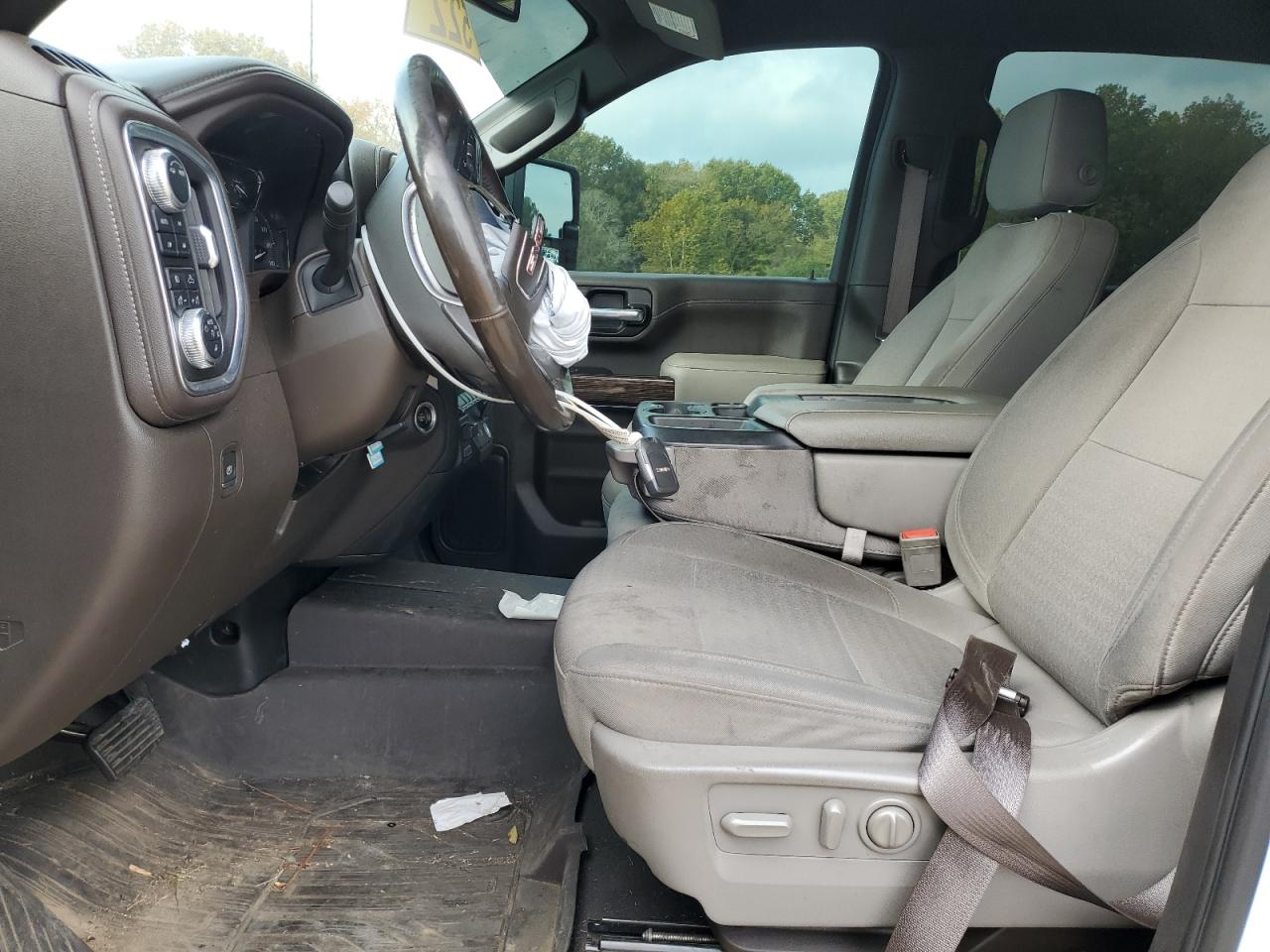 GMC SIERRA K2500 SLE